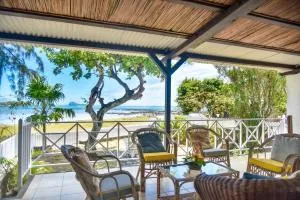 Quaint 3 BDR Beach Bungalow in a fishing village - Grand-Gaube