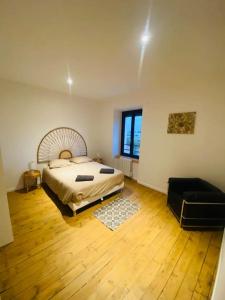 Maisons de vacances Magnifique Maison 9 personnes a Valence : photos des chambres