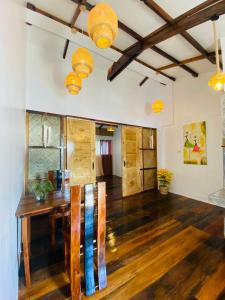 PRECIOUS HOMESTAY - Cozy Room