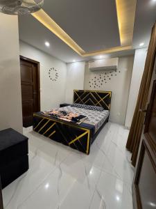 Mehar Heights