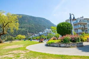 Harrison Lake Retreat, Studio Suite
