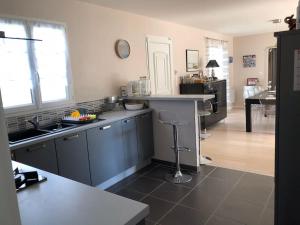 Villas Maison oleronaise 8 pers proche plage et commerces : Villa