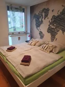 Ferienwohnung Apartment modern, bis 4 Personen, Altstadt fußläufig - Zweikirchen