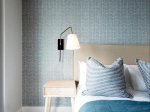 201 & 210 Mossel Cove