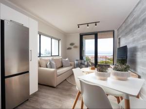 201 & 210 Mossel Cove