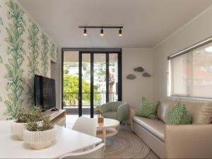 201 & 210 Mossel Cove