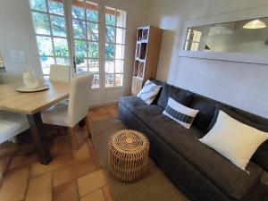 Villages vacances Les Garrigues de la Vallee des Baux : photos des chambres