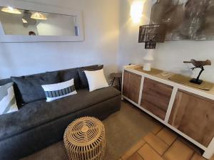 Villages vacances Les Garrigues de la Vallee des Baux : photos des chambres