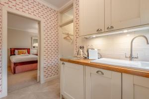 The Windmill Room - 1 min to Old Course