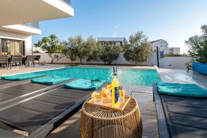 Villa Ajlin mit privatem beheizbarem Pool