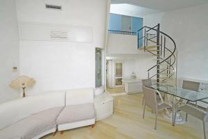 Il Melagrano A12 by Wonderful Italy
