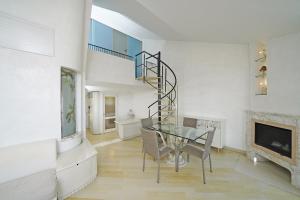 Il Melagrano A12 by Wonderful Italy