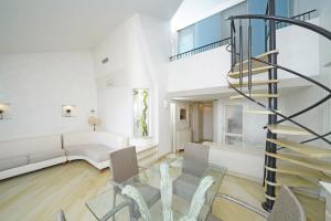 Il Melagrano A12 by Wonderful Italy