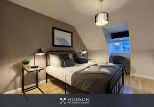 Telford Townhouse with Parking and Garden