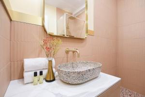 Bel appartement pour 6 personnes proche Champs Elysees