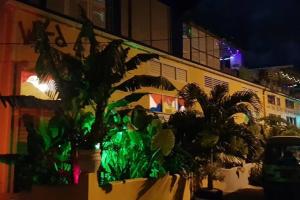 wKd bEach loFts THuNDER bAy Colourful