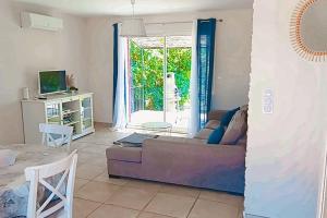 Aillan Hervé Maison indépendante avec sa piscine