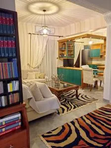 Maira Cozy Apartment - Krysapha