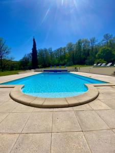 Maisons de vacances Domaine la Cabane luxe vakantiehuizen met zwembad : Two-Bedroom House  La Chouette