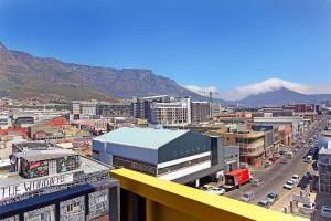 Urban Chic WEX1 Mountain views Pool entertainment