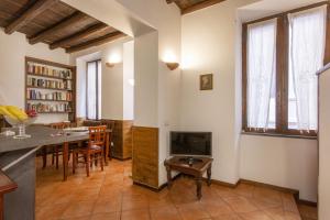 Happy Trastevere in Rome