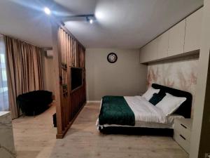 Happy Studio Luxury Pipera