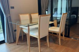 New apartment with a picturesque view at The Title V