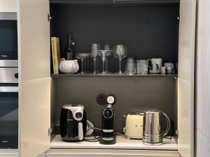 The Founders Residency, Praça Das Flores