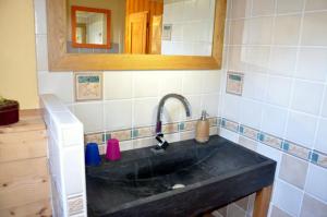 B&B / Chambres d'hotes La Grange Aux Loups : photos des chambres
