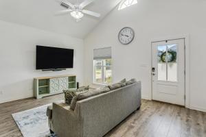 Coastal Cozy - 3B Pensacola Home