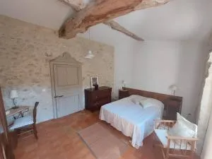 Maison en pierre à Laroque-Timbaut - Clévacances 3 clés - 蓬迪卡斯
