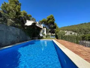 Villa El Perdals - Isla Pedrosa