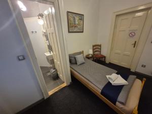 Authentic Belgrade Centre Hostel - Only Private Rooms