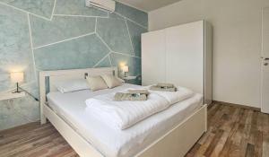 Joy Holiday Home - A Relaxing Getaway