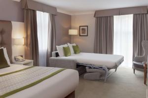 Premium Room with Sofa Bed room in Mercure Shrewsbury Albrighton Hall Hotel & Spa