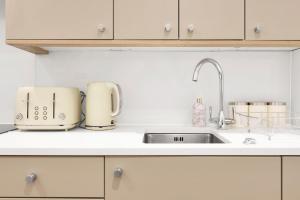 1 Bedroom Apartment Short Term Rental & Flexible Renting Hackney With Free WiFi