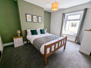 Charming 4-Bedroom Retreat in Blyth