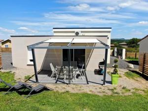 Maison avec spa à Châteauneuf-de-Galaure, 40 m²
