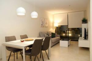 Precioso apartamento con piscina y jacuzzi R100 by Novadesta