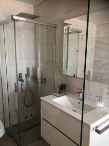 Luxury Oceanfront triplex in Cadiz