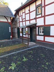 Rosige Zeiten, Ferien im Fachwerkhof