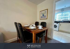 2 Bed Shrewsbury Apartment in Great Location