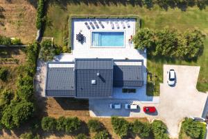 Martincic residence - 5 stars luxury with pool heating on 4000m2