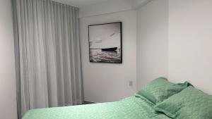 Apartamento quarto e sala a 260m da Praia