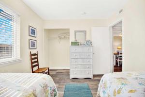 Lighthouse Point Rental 20C