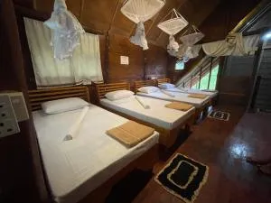 Sigiriya Coconut Shade Hostel - Kombichankulama