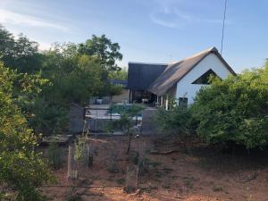 Marloth Park, Kruger safari house - solar