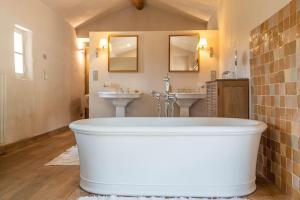 Villas Bastide la Belle Etoile : photos des chambres