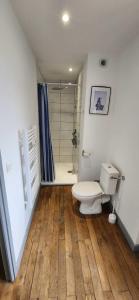 Maisons de vacances Renovated House with 4 Private Suites : photos des chambres