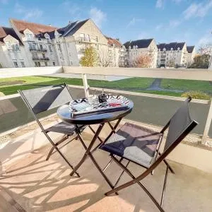 Studio Wi-Fi et balcon, très bien situé - Coudun
